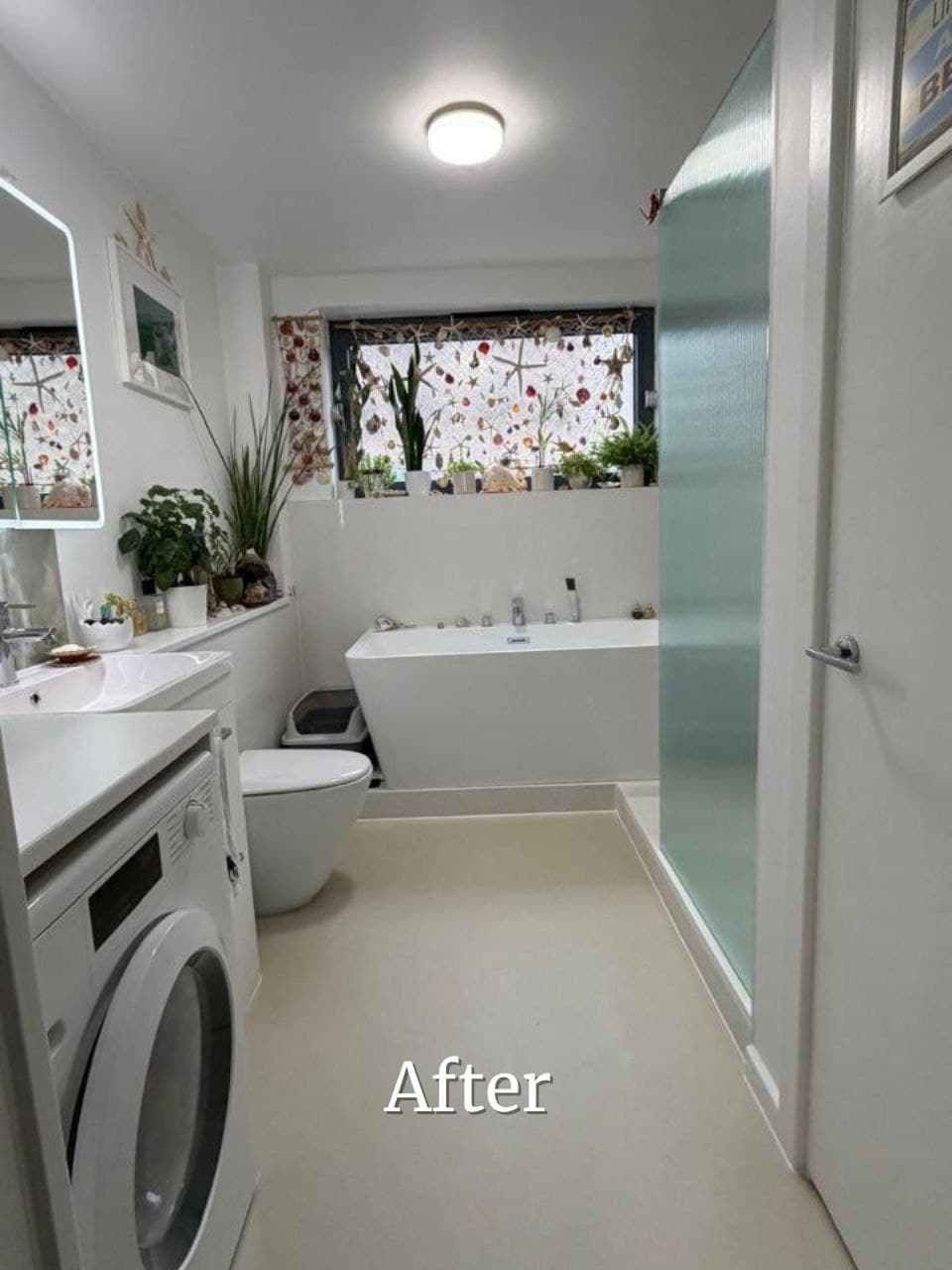 Modern Bathroom with Walk-in Shower & Underfloor Heatin – photo 7