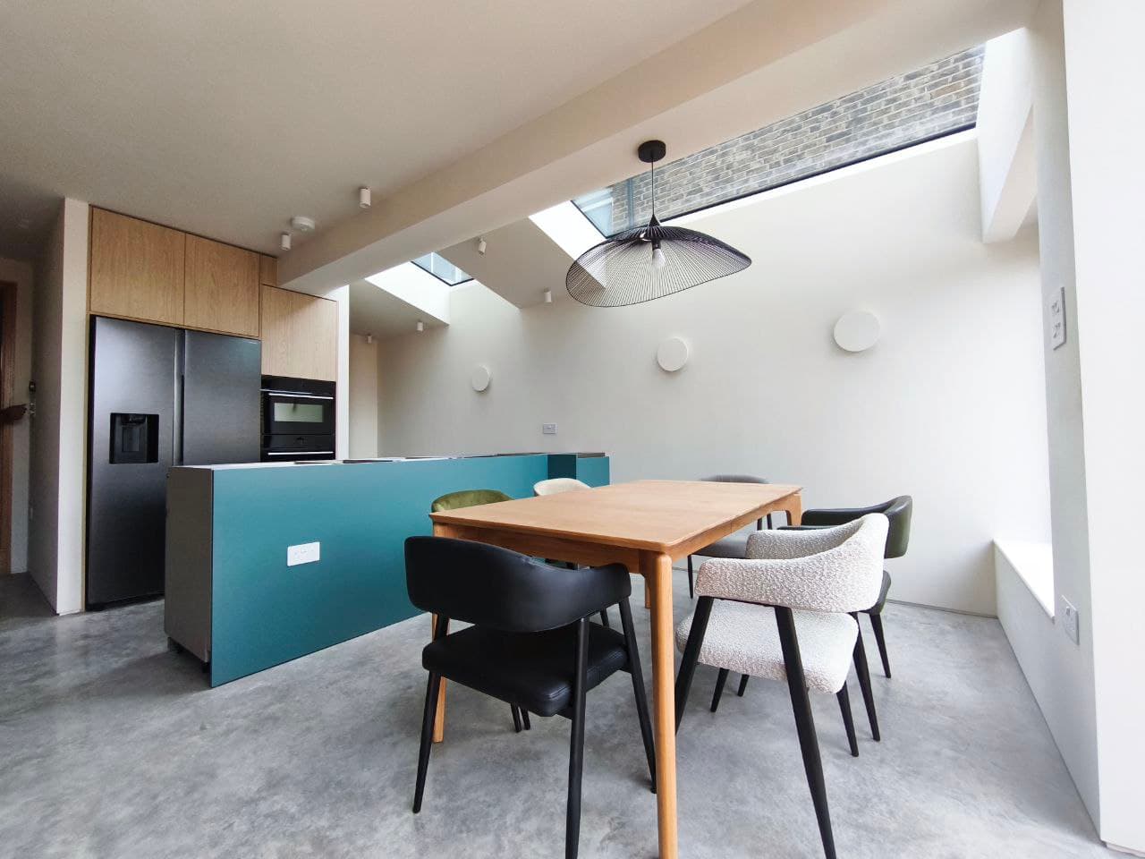 Loft Conversion & Double Storey Extension – Kitchen & Dining – photo 5